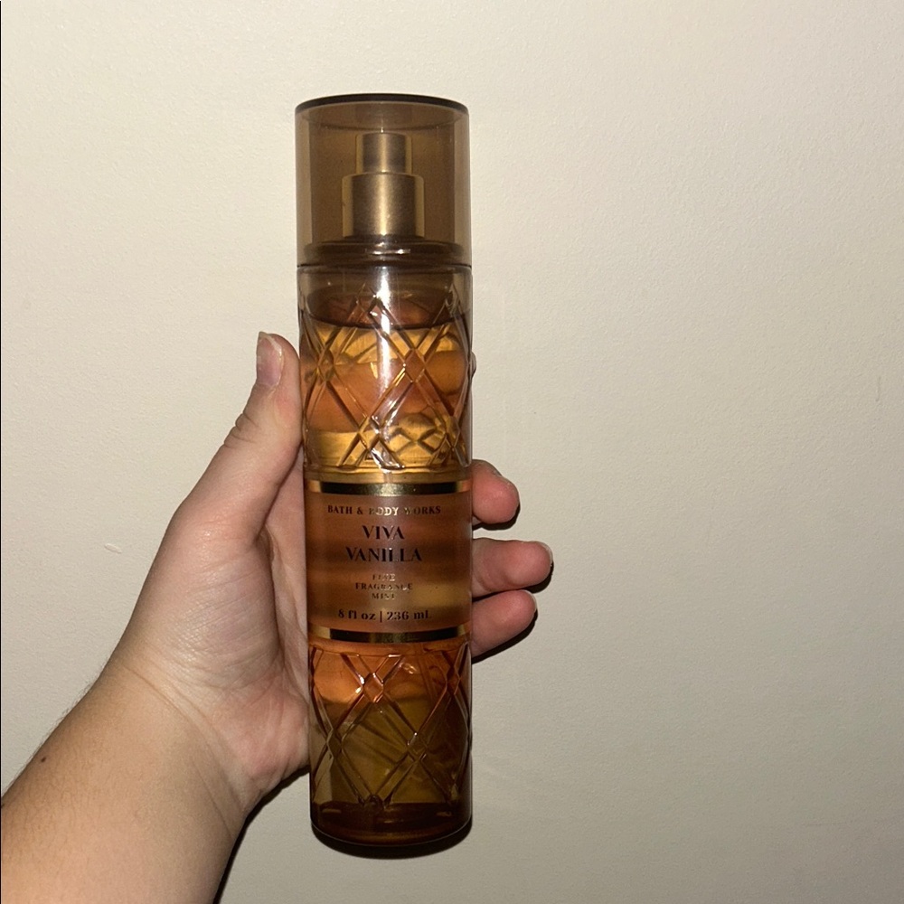 Bath & Body Works Viva Vanilla Mist in Amber Bottle